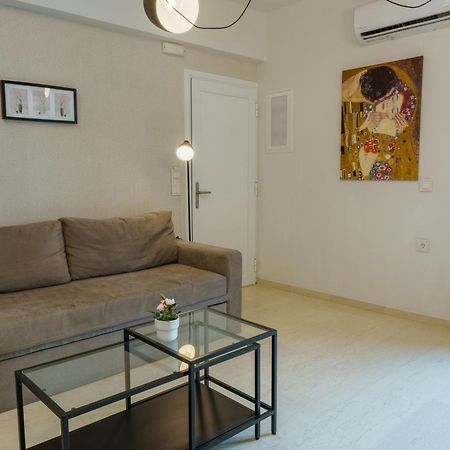 Notos Boutique Apartments Heraklion  ภายนอก รูปภาพ