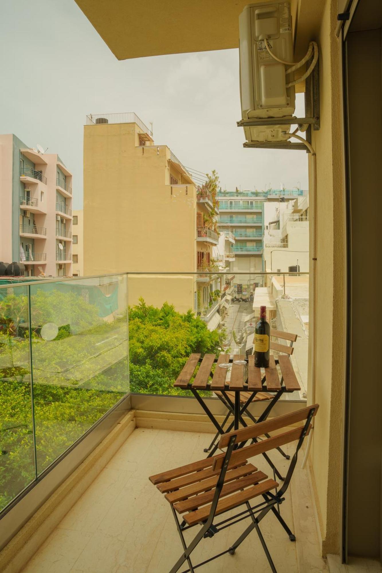 Notos Boutique Apartments Heraklion  ภายนอก รูปภาพ